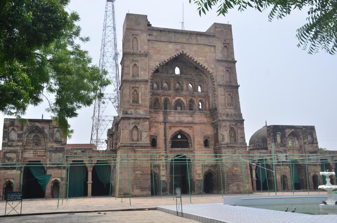 Atala Masjid